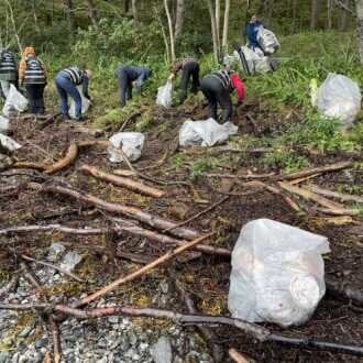 Sjømatnæringen med felles plastseminar og ryddeaksjon