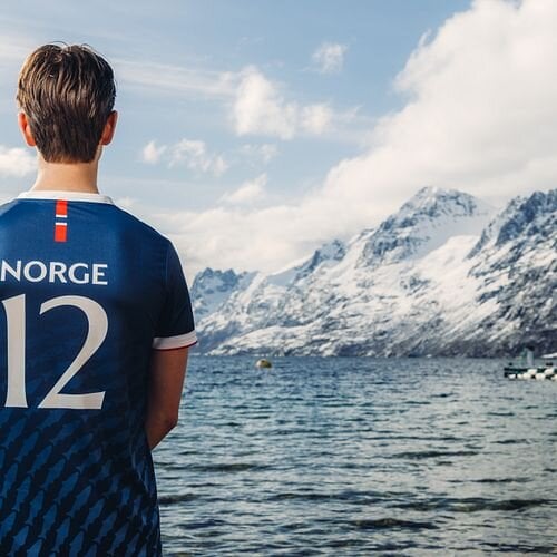 Den norske sjømatnæringen støtter herrelandslaget som den tolvte mann på laget.