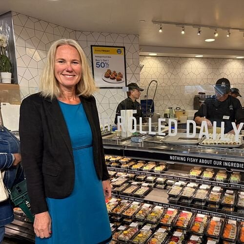 Ny innsikt viser at sushi har blitt helt avgjørende i sjømatmarkedet i USA, forteller sjømatutsending Karine Rød Haraldsson.
