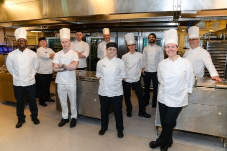 Skreien viser veien på UNN-kjøkkenet