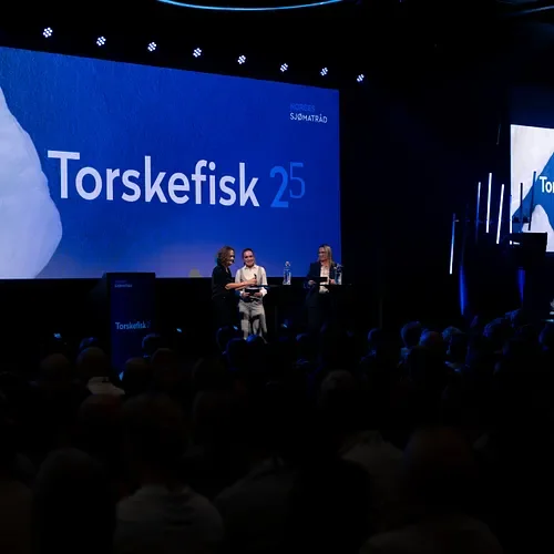 Forfatteren Hallgrímur Helgason kommer til Torskefisk 2026, for å snakke om valgene vi tar når verden endrer seg.